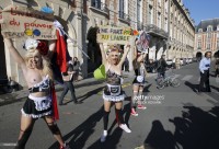 Активистки Femen во Франции