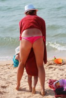 частное фото девушки на пляже