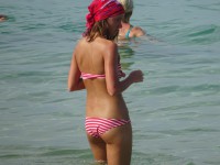 Фотоохота на девушку на пляже