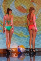 Девушки в бикини на Lingerie Fashion Weekend 2016