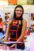 девушка на выставке интеравто 2012